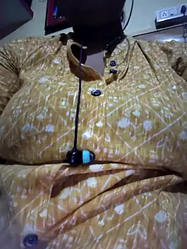 Snapshot of Cute_Amiya chatting on October 30, 2025, 7:28 am Cute Amiya online show from October 30, 2025, 7:28 am