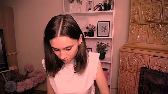 Snapshot of RosaRay_ chatting on June 10, 2026, 8:48 am RosaRay online show from June 10, 2026, 8:48 am