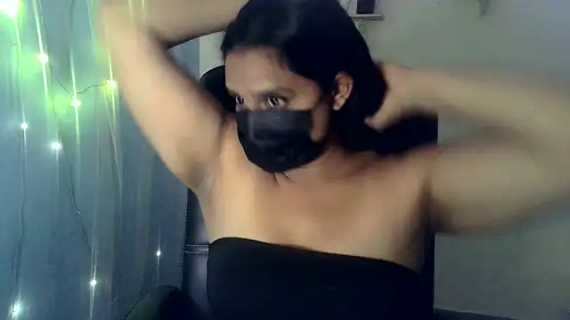 Snapshot of Karan_Ash chatting on November 21, 2025, 8:57 am Karan Ash online show from November 21, 2025, 8:57 am