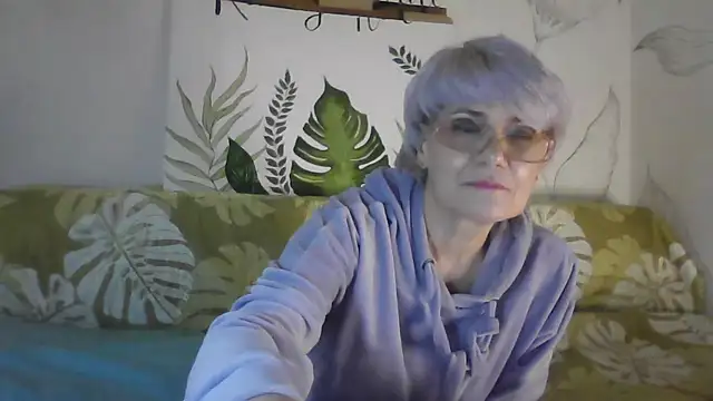 Catty Lady online show from January 10, 2026, 7:31 pm