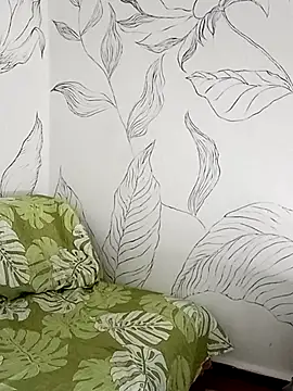 Catty Lady online show from September 11, 2025, 4:07 pm