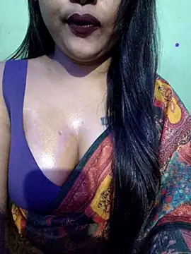 Snapshot of JIYA-04 chatting on November 14, 2025, 11:58 am JIYA-04 online show from November 14, 2025, 11:58 am