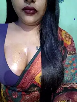 Snapshot of JIYA-04 chatting on November 20, 2025, 2:40 pm JIYA-04 online show from November 20, 2025, 2:40 pm