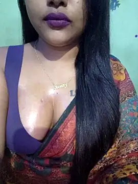 Snapshot of JIYA-04 chatting on November 23, 2025, 5:23 pm JIYA-04 online show from November 23, 2025, 5:23 pm