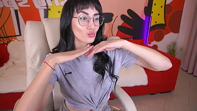 Snapshot of EviLune chatting on October 27, 2025, 9:16 pm EviLune online show from October 27, 2025, 9:16 pm