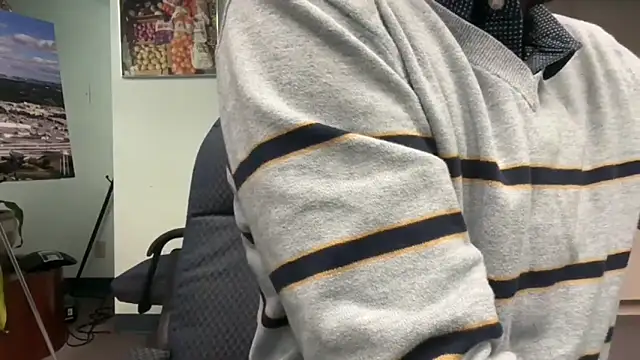 pranastro00 online show from October 22, 2025, 12:37 pm