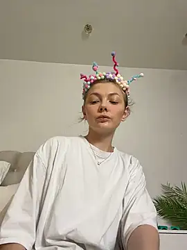 miamunn online show from July 11, 2026, 7:03 pm