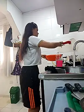 SharonDustLove online show from November 6, 2025, 6:45 pm