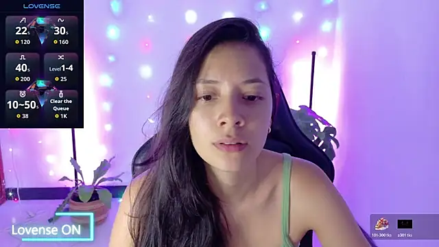 Snapshot of Sarasavage chatting on January 15, 2026, 2:59 am Sarasavage online show from January 15, 2026, 2:59 am