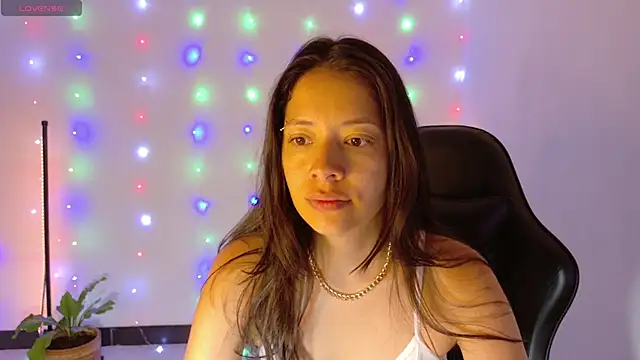 Snapshot of Sarasavage chatting on January 10, 2026, 11:49 am Sarasavage online show from January 10, 2026, 11:49 am