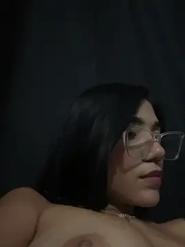 ElaRose 12 online show from January 31, 2026, 7:23 pm