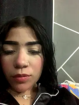 Snapshot of ElaRose_12 chatting on October 16, 2025, 6:16 pm ElaRose 12 online show from October 16, 2025, 6:16 pm