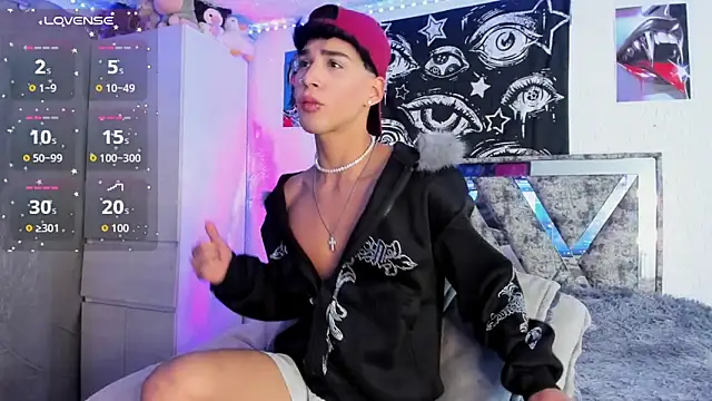 Snapshot of Dark_Boy26 chatting on October 27, 2025, 7:59 pm Dark Boy26 online show from October 27, 2025, 7:59 pm