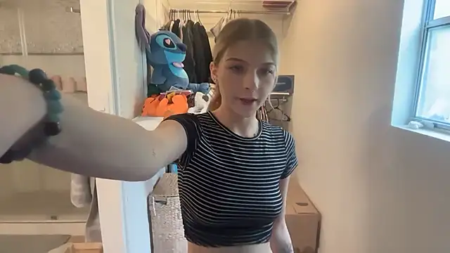 kykybaby4444 online show from July 13, 2026, 4:17 pm