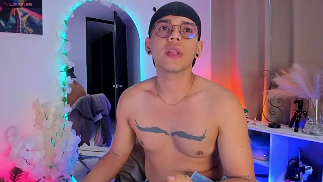 jhosepMoreno online show from May 20, 2026, 11:29 am