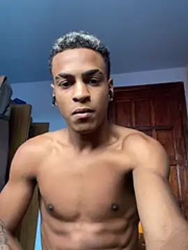 Snapshot of machucatu chatting on February 24, 2026, 12:17 pm machucatu online show from February 24, 2026, 12:17 pm