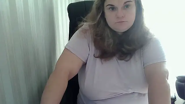 Snapshot of HollyXEva chatting on September 22, 2025, 6:52 am HollyXEva online show from September 22, 2025, 6:52 am