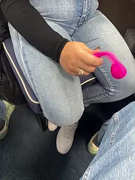 goalsexy29 online show from October 3, 2025, 2:29 pm