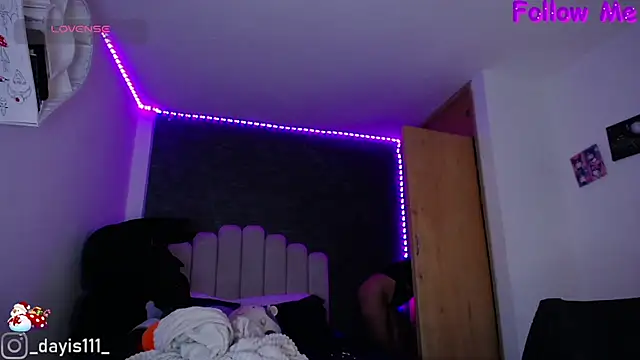 dayis sweet online show from December 3, 2025, 2:23 am