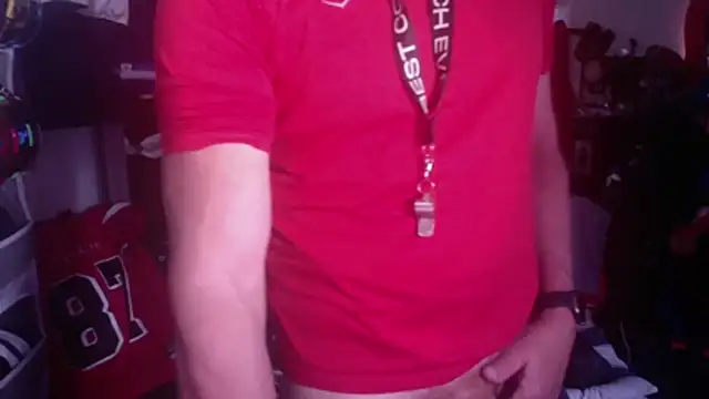 Snapshot of DILFJockDad87 chatting on February 15, 2026, 11:25 pm DILFJockDad87 online show from February 15, 2026, 11:25 pm