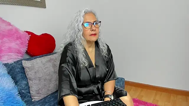 marilyn70 online show from November 8, 2025, 11:30 pm