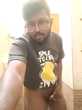 deliciousdik69 online show from December 5, 2025, 1:21 pm