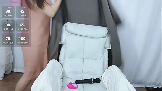 Snapshot of Ailsa-Baby chatting on November 22, 2025, 10:47 am Ailsa-Baby online show from November 22, 2025, 10:47 am