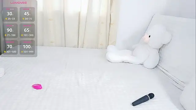 Snapshot of Ailsa-Baby chatting on November 4, 2025, 7:56 am Ailsa-Baby online show from November 4, 2025, 7:56 am