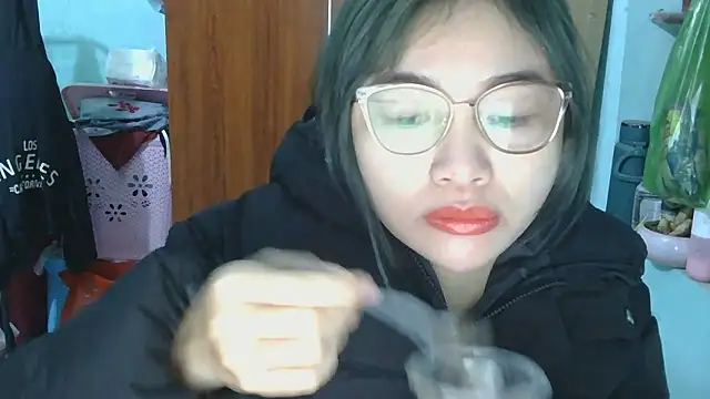 Uhem112 online show from January 6, 2026, 12:47 am