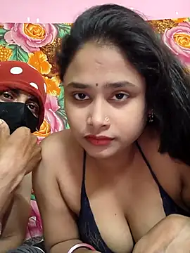 Seducing couple online show from March 31, 2026, 5:09 am