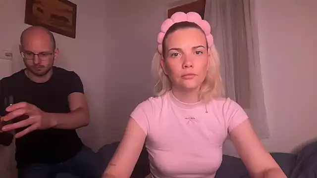 Snapshot of Foxy_Bite chatting on February 8, 2026, 8:06 pm Foxy Bite online show from February 8, 2026, 8:06 pm