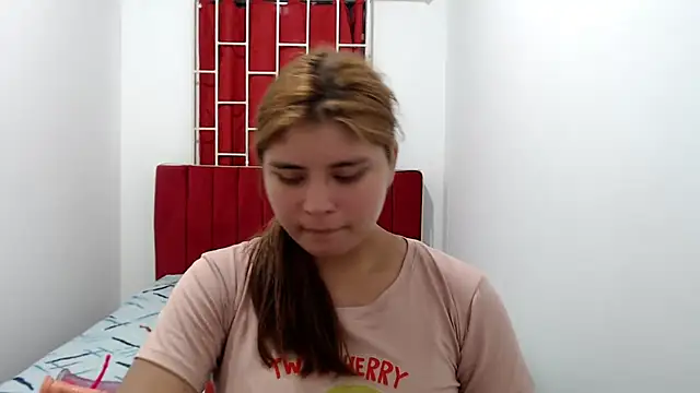 keilicita tonny 18 online show from October 4, 2025, 9:55 am