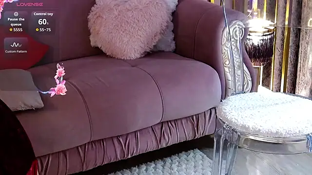 Snapshot of oliviathea chatting on November 7, 2025, 2:16 am oliviathea online show from November 7, 2025, 2:16 am