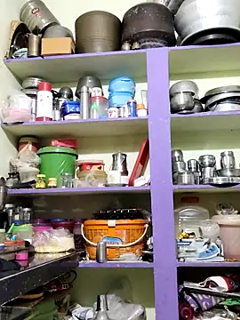 papukurty online show from October 8, 2025, 4:03 am