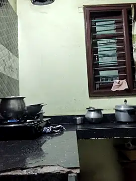 papukurty online show from April 7, 2026, 3:36 pm