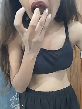 Mahira568 online show from June 25, 2026, 6:57 pm