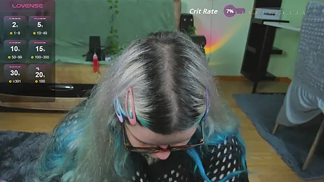 Snapshot of _CandyM1lky_ chatting on October 13, 2025, 8:38 am CandyM1lky online show from October 13, 2025, 8:38 am