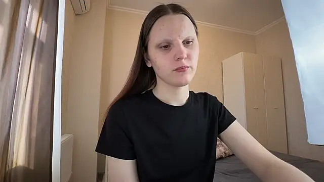 vertul1ana online show from May 27, 2026, 2:02 pm