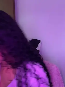 jadee8 online show from April 4, 2026, 6:14 pm