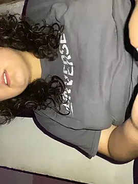 Snapshot of Solangerulo_ chatting on February 13, 2026, 5:07 am Solangerulo online show from February 13, 2026, 5:07 am