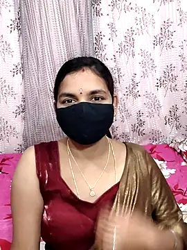 Snapshot of Lalitha-1995 chatting on October 22, 2025, 4:50 pm Lalitha-1995 online show from October 22, 2025, 4:50 pm