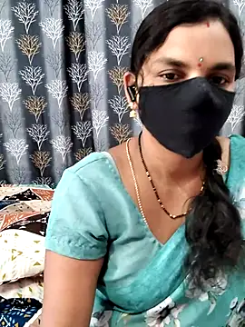 Snapshot of Lalitha-1995 chatting on June 16, 2026, 5:51 am Lalitha-1995 online show from June 16, 2026, 5:51 am