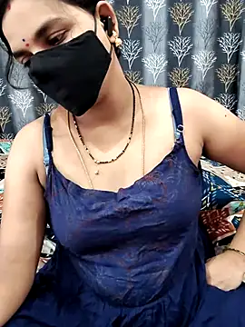 Snapshot of Lalitha-1995 chatting on June 4, 2026, 6:18 am Lalitha-1995 online show from June 4, 2026, 6:18 am