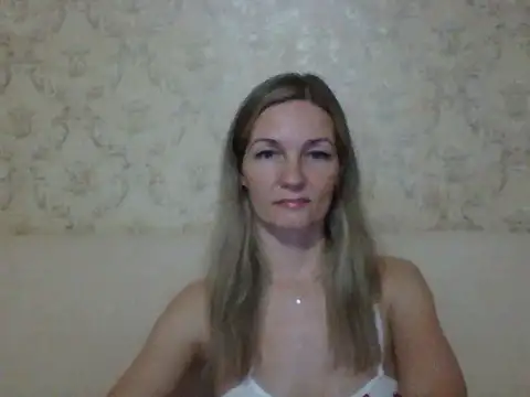 Snapshot of sweetriki chatting on April 23, 2026, 5:03 pm sweetriki online show from April 23, 2026, 5:03 pm