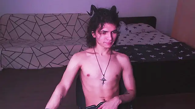 Snapshot of _Dickkie_ chatting on October 17, 2025, 10:33 pm Dickkie online show from October 17, 2025, 10:33 pm