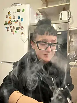 severingratty online show from October 27, 2025, 8:04 am