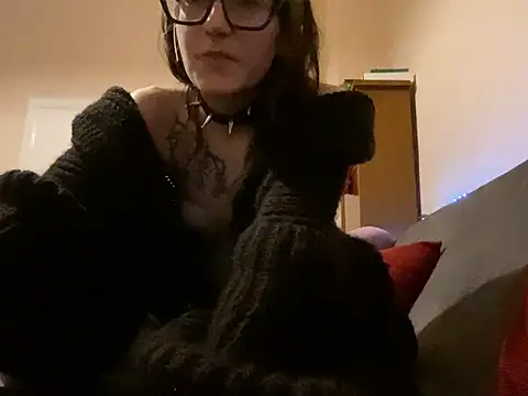 Snapshot of severingratty chatting on February 7, 2026, 5:21 pm severingratty online show from February 7, 2026, 5:21 pm