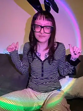 Snapshot of severingratty chatting on February 3, 2026, 9:47 am severingratty online show from February 3, 2026, 9:47 am