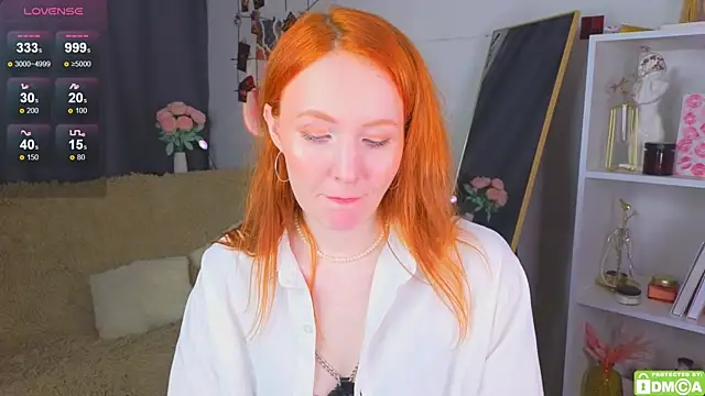 Snapshot of JoyceJones chatting on September 19, 2025, 7:07 pm JoyceJones online show from September 19, 2025, 7:07 pm