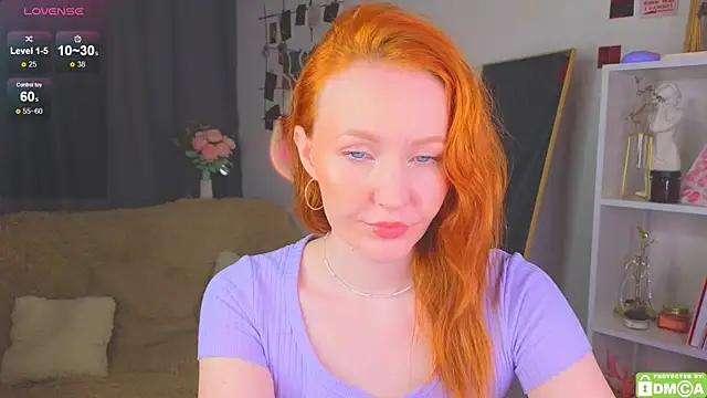 Snapshot of JoyceJones chatting on October 3, 2025, 7:04 pm JoyceJones online show from October 3, 2025, 7:04 pm